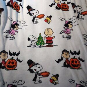 Peanuts Soft Plush Fleece Blanket, Halloween, Thanksgiving, Christmas, Pre-Owned